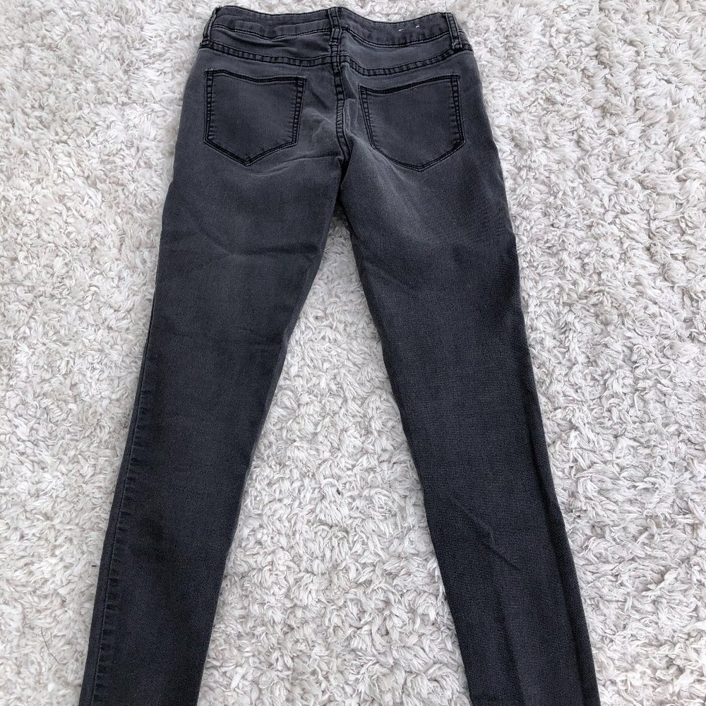 Skinny Jeans / Jeggings